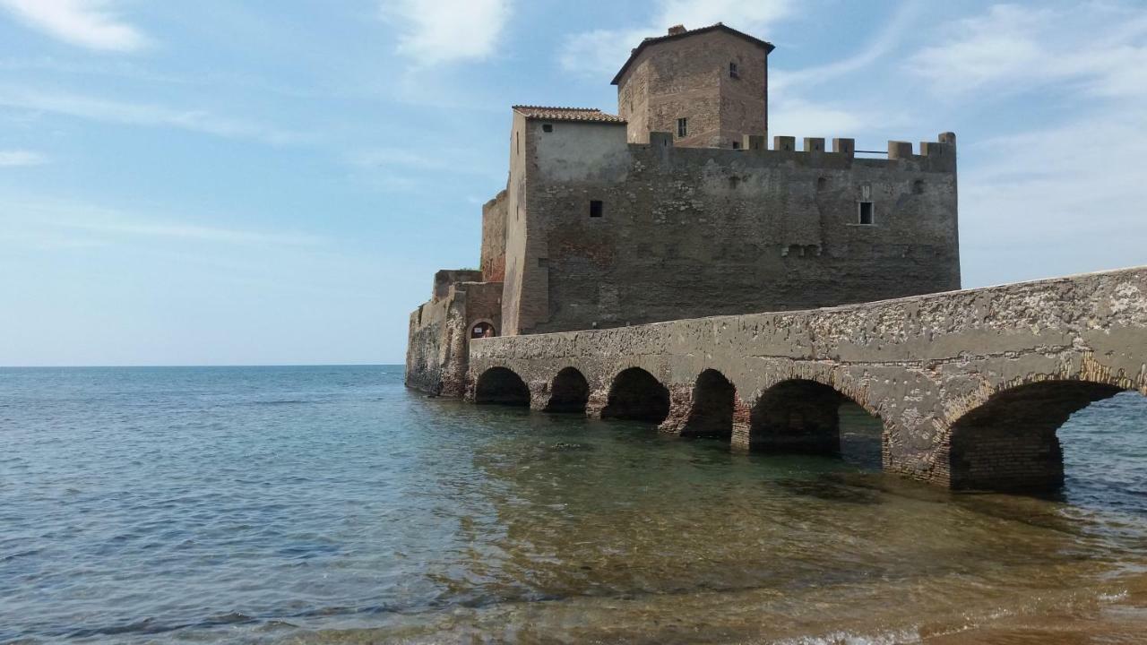 Incantevole Casa Sul Mare Vicino A Roma Nettuno Exterior photo